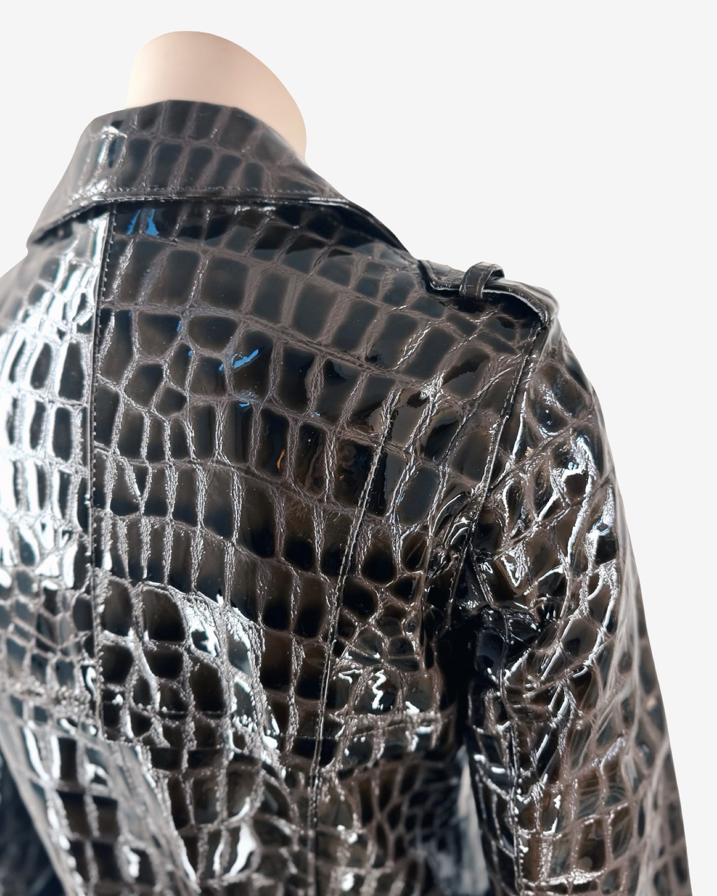 90s vintage Crocodile Embossed Patent Capuccino Coat