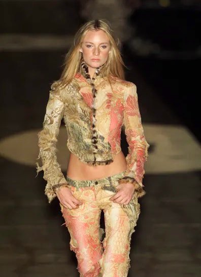 Roberto Cavalli Ruwnay AW2001_01